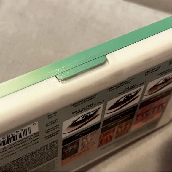 NIB Physicians Formula Murumuru Butter Eyeshadow Palette in Tropical Days - Picture 2 of 5